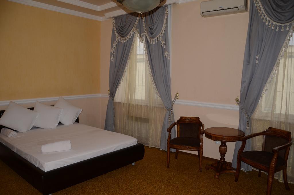 Saryarka Hotel Astaná Habitación foto